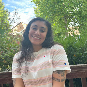 Meet your Posher, Destinee